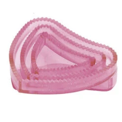 Roma Heart Shaped Curry Comb -Horse Supply Store L roma heart curry pink 22915.1672459104.1280.1280