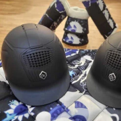 Ovation M Class MIPS Helmet, XS - M -Horse Supply Store l ovation mips helmet 57975.1671741452.1280.1280