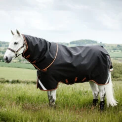 Rambo Supreme 1680D Medium Turnout With Bag For Life, 60" - 69"